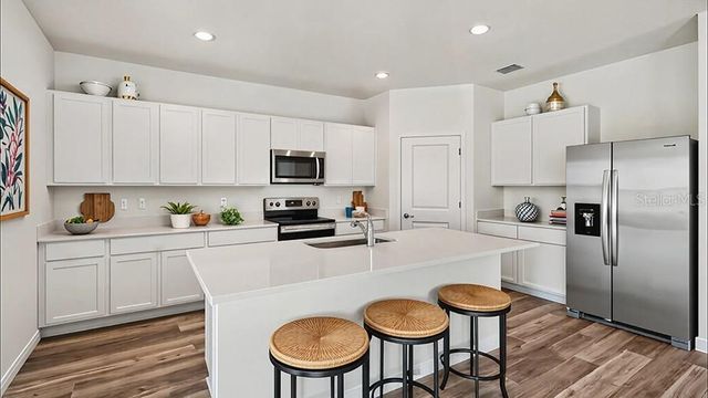 24295 NW 13TH BOULEVARD, Newberry, FL 32669