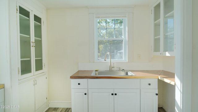 423 S Connor Avenue, Joplin, MO 64801