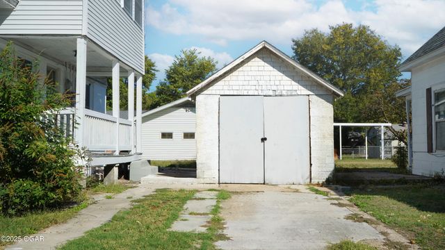 423 S Connor Avenue, Joplin, MO 64801