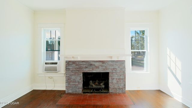 423 S Connor Avenue, Joplin, MO 64801