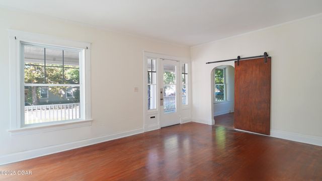 423 S Connor Avenue, Joplin, MO 64801