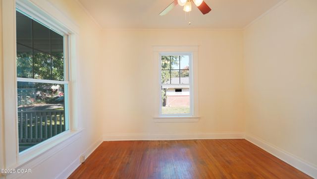 423 S Connor Avenue, Joplin, MO 64801