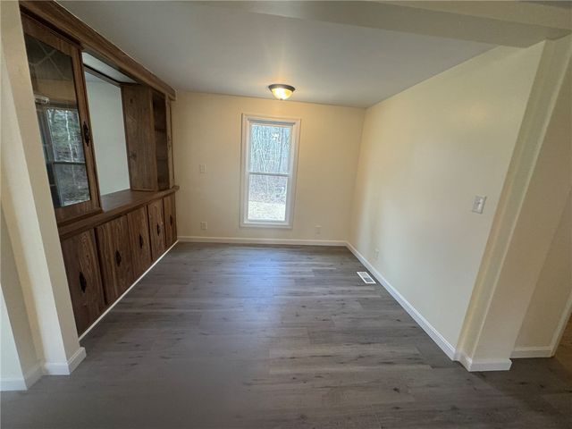6 Hide-a-way, Coventry, RI 02816