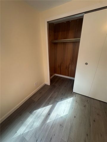 6 Hide-a-way, Coventry, RI 02816