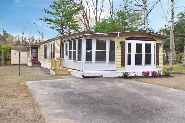 6 Hide-a-way, Coventry, RI 02816