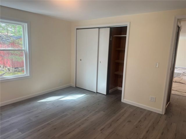 6 Hide-a-way, Coventry, RI 02816