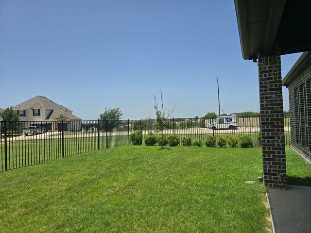 4165 Rancho Milagro Drive, Fort Worth, TX 76179