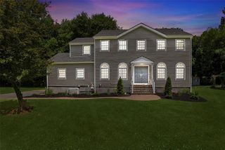2463 Pinetree Place, Yorktown Heights, NY 10598