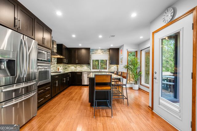 538 Pinegate Road, Peachtree City, GA 30269
