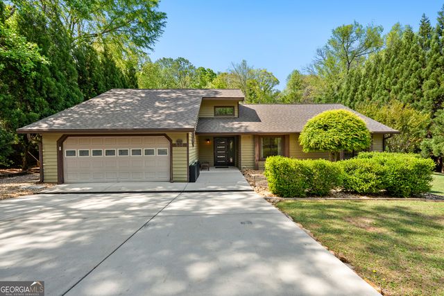 538 Pinegate Road, Peachtree City, GA 30269