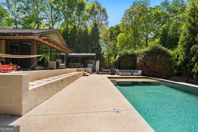 538 Pinegate Road, Peachtree City, GA 30269