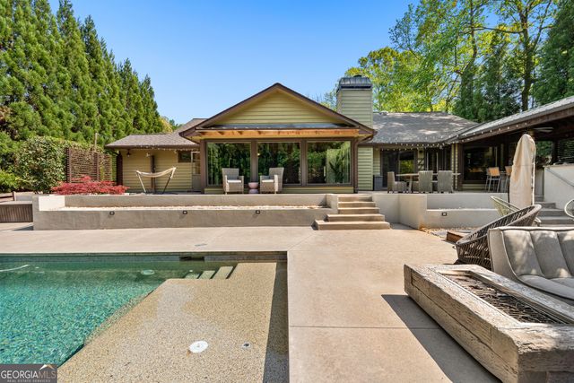 538 Pinegate Road, Peachtree City, GA 30269