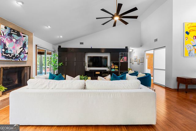 538 Pinegate Road, Peachtree City, GA 30269