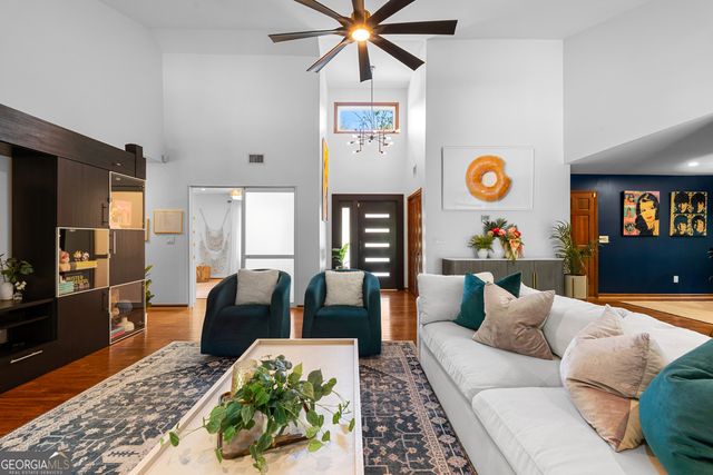 538 Pinegate Road, Peachtree City, GA 30269