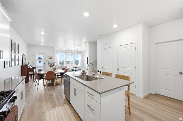 969 W SUNSPEAR DR, Saratoga Springs, UT 84045