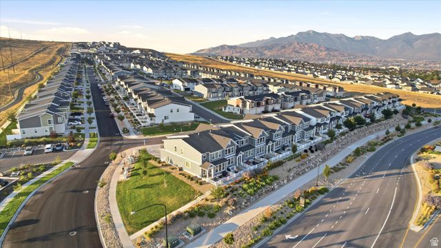 969 W SUNSPEAR DR, Saratoga Springs, UT 84045