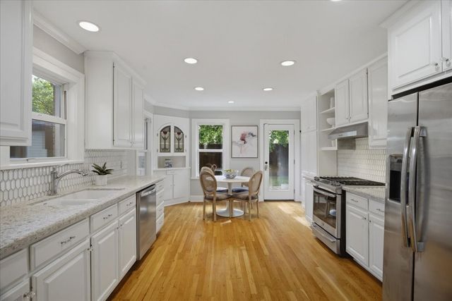 2205 Stanley Avenue, Fort Worth, TX 76110