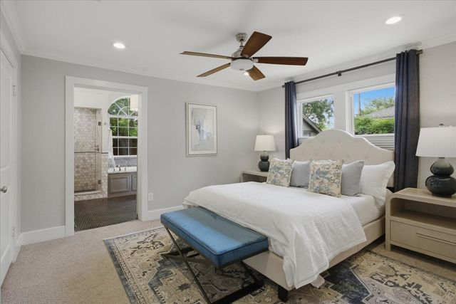2205 Stanley Avenue, Fort Worth, TX 76110