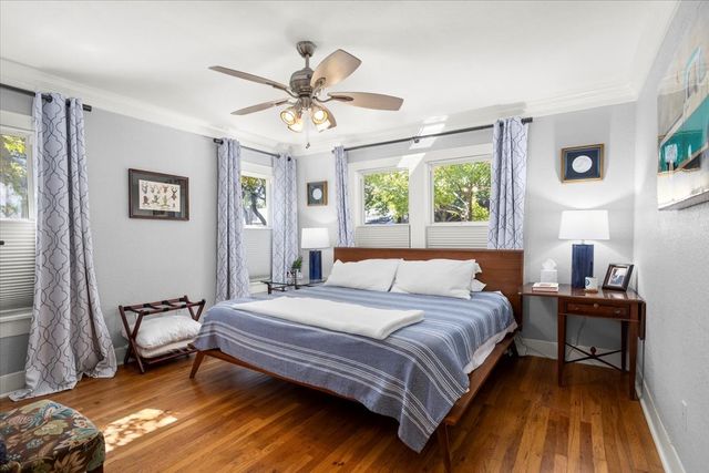 2205 Stanley Avenue, Fort Worth, TX 76110
