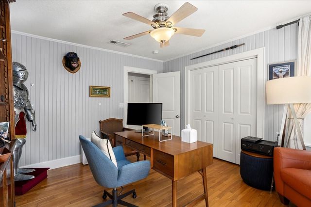 2205 Stanley Avenue, Fort Worth, TX 76110