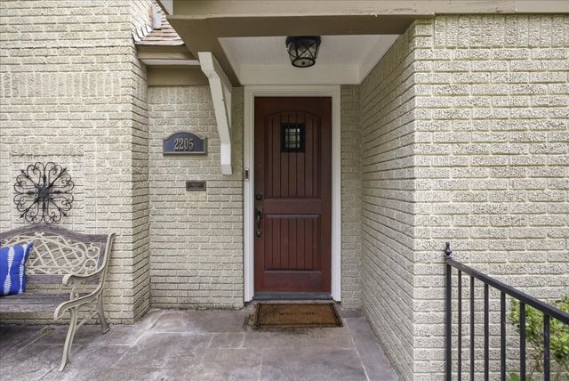 2205 Stanley Avenue, Fort Worth, TX 76110