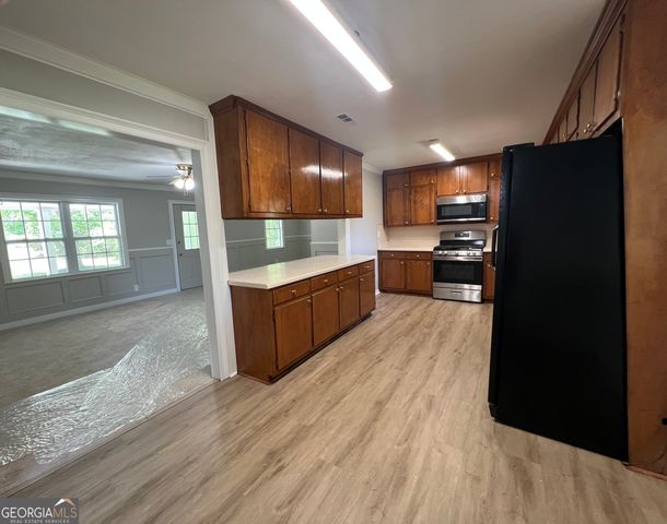1104 Christian Circle SE, Conyers, GA 30013