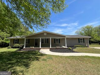 1104 Christian Circle SE, Conyers, GA 30013
