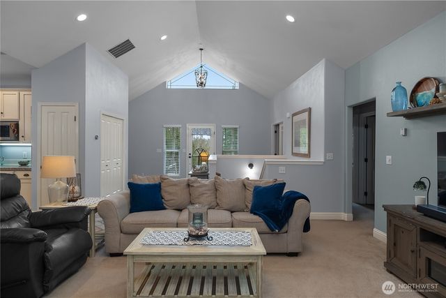 80 E Sea Breeze Lane, Shelton, WA 98584