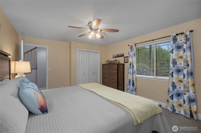 80 E Sea Breeze Lane, Shelton, WA 98584