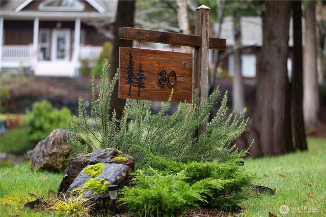 80 E Sea Breeze Lane, Shelton, WA 98584