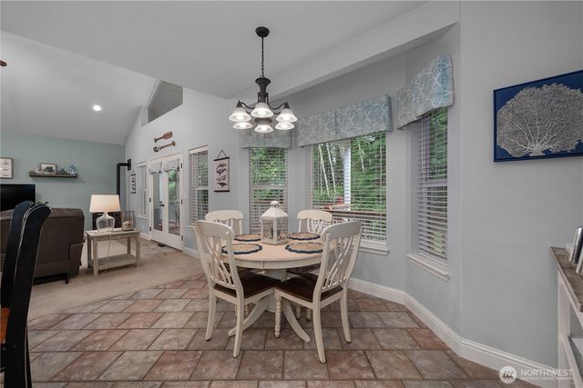 80 E Sea Breeze Lane, Shelton, WA 98584