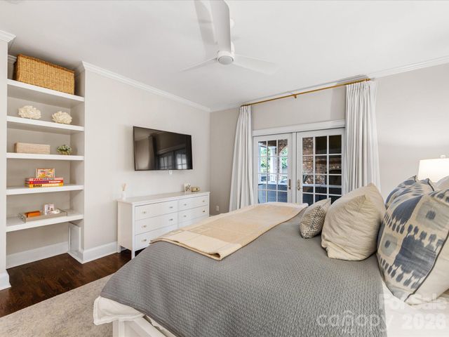 1201 Belgrave Place, Charlotte, NC 28203