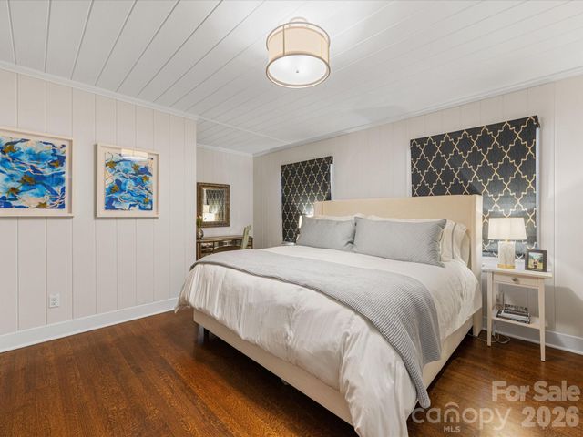 1201 Belgrave Place, Charlotte, NC 28203