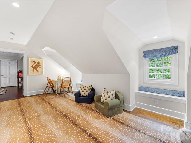 1201 Belgrave Place, Charlotte, NC 28203