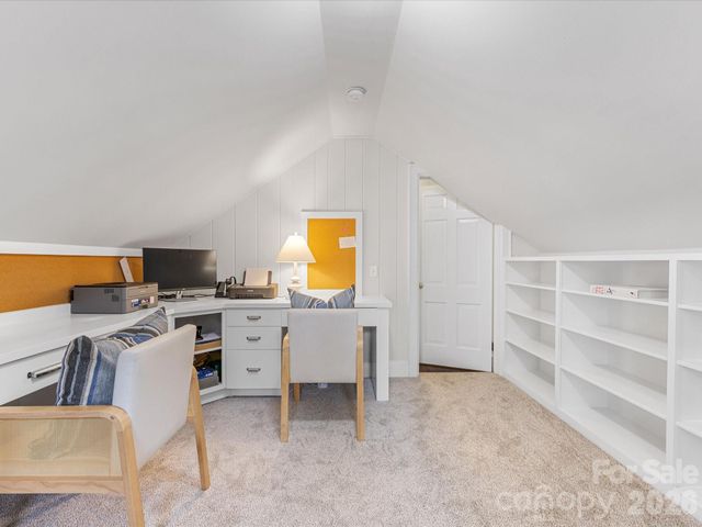 1201 Belgrave Place, Charlotte, NC 28203