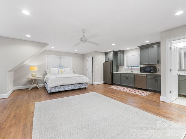 1201 Belgrave Place, Charlotte, NC 28203