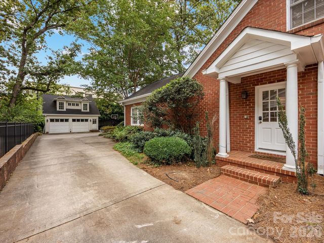 1201 Belgrave Place, Charlotte, NC 28203
