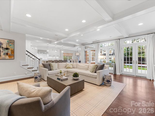 1201 Belgrave Place, Charlotte, NC 28203