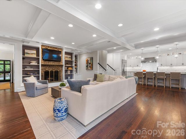 1201 Belgrave Place, Charlotte, NC 28203