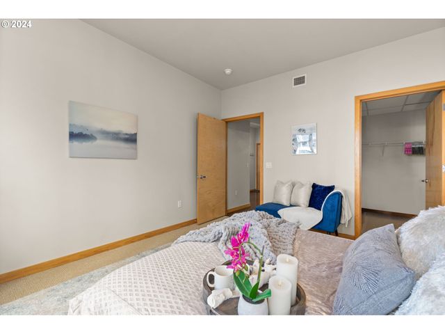 1255 Nw 9TH Ave, Portland, OR 97209