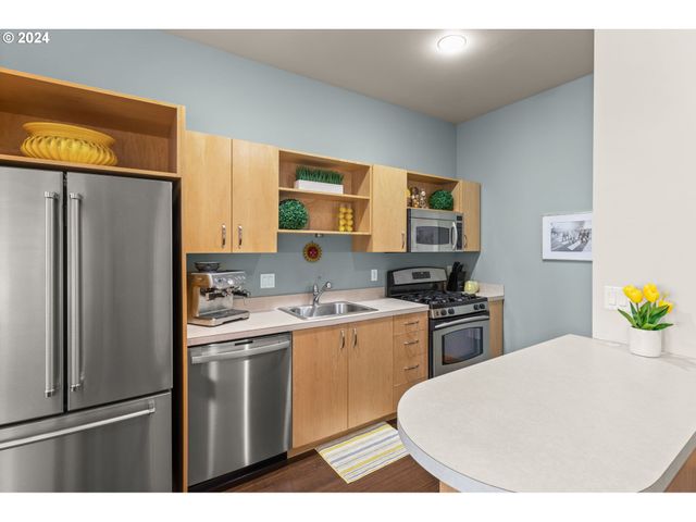 1255 Nw 9TH Ave, Portland, OR 97209