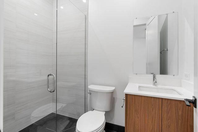 3446 N Oakley Avenue, Chicago, IL 60618