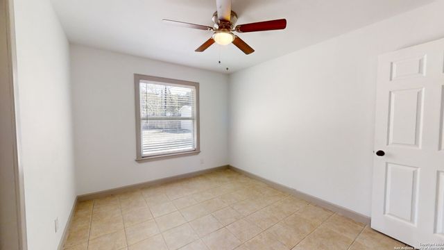 11214 JANET LEE DR, San Antonio, TX 78230