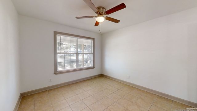 11214 JANET LEE DR, San Antonio, TX 78230