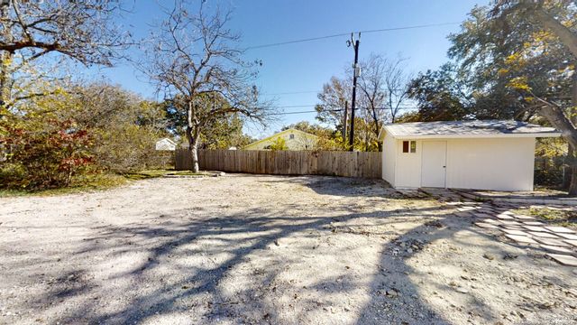 11214 JANET LEE DR, San Antonio, TX 78230