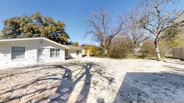 11214 JANET LEE DR, San Antonio, TX 78230