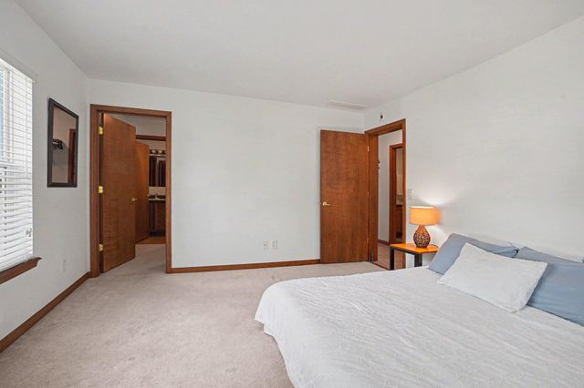 47292 Woodland Drive, Bangor, MI 49013