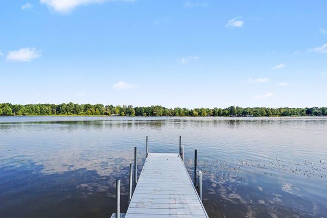 47292 Woodland Drive, Bangor, MI 49013