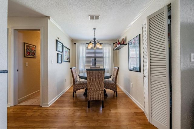 10103 SAILWINDS BOULEVARD N 201, Largo, FL 33773