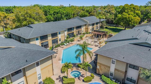 10103 SAILWINDS BOULEVARD N 201, Largo, FL 33773